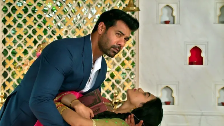 Mohan Brings Radha's Gita Episode 11