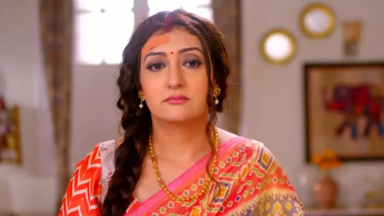 Sumitra's Lie Keeps Mukund Away from Renuka Episode 15