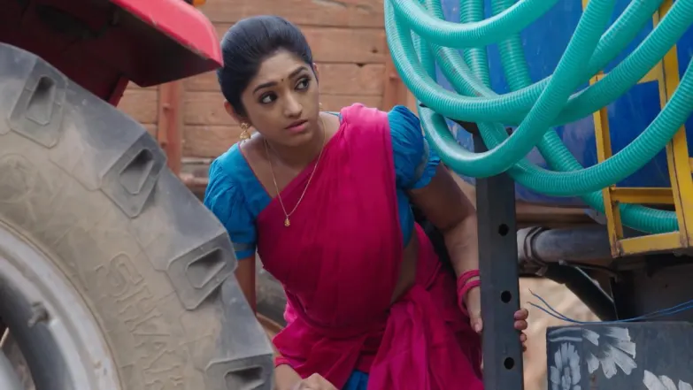 Dheivanayagam Discovers Bommi’s Whereabouts Episode 12