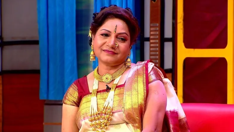 Surekha Punekar Gets Emotional Episode 11
