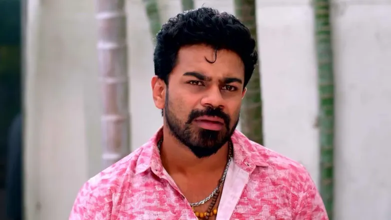 Vetri's Birthday Gift to Sharanya Episode 23