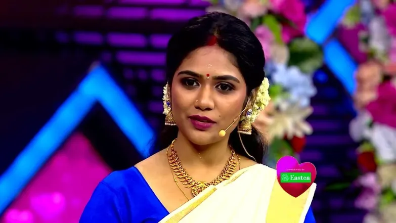 Saju Gives Reshmi a Surprise Episode 7