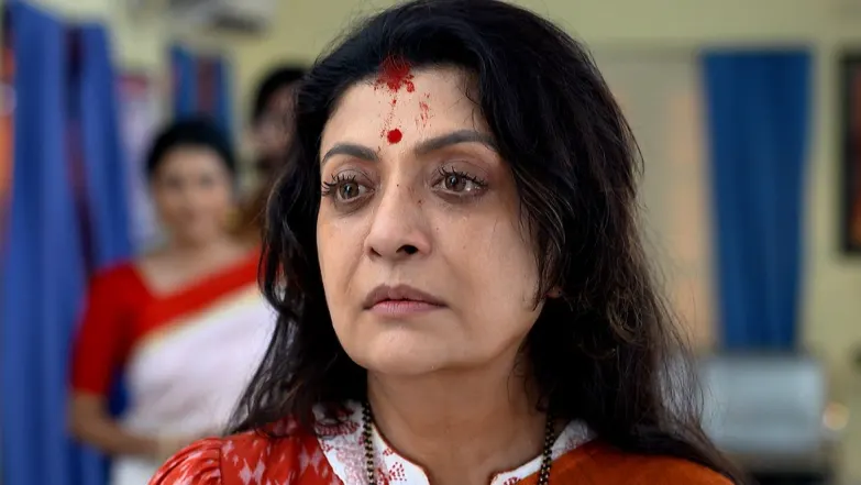 Jaya Plans to Sell Her Ornaments Episode 61