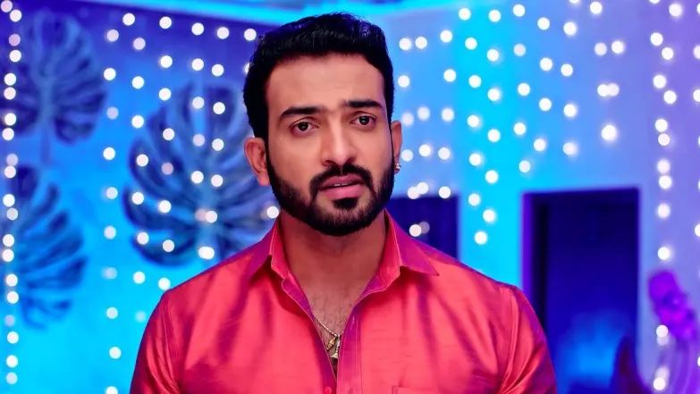 Mithra Asks Lakshmi for a Kiss Episode 23