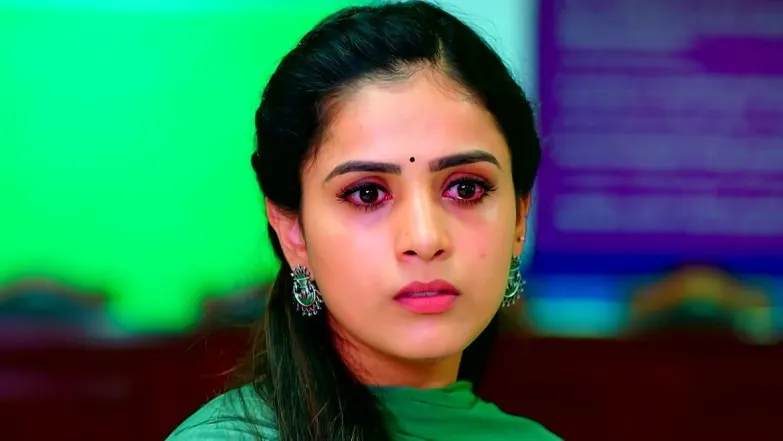 Priyanka Takes Kailash to Radhika’s College Episode 17