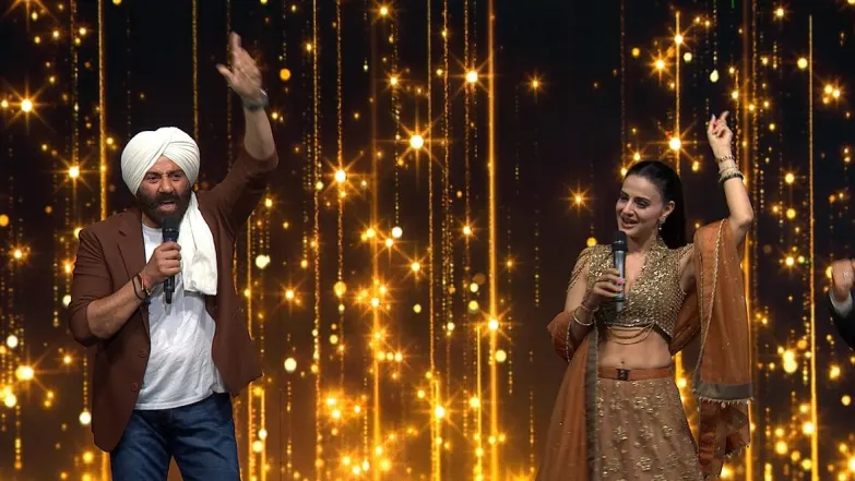 Ameesha Patel and Sunny Deol Reminisce about 'Gadar' | Zee Cine Awards 2023 