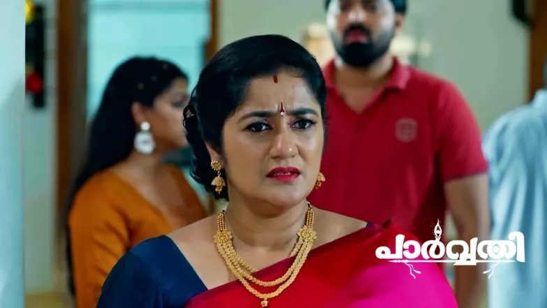 Ambika Tries to Stop Parvathy Episode 19