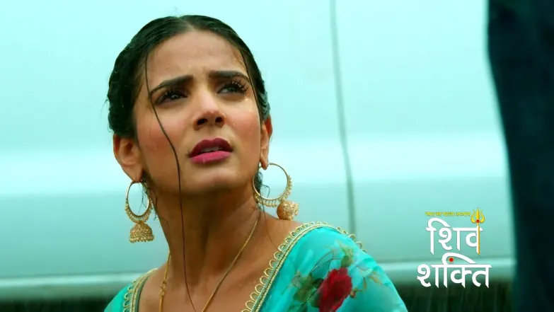 Shiv Pushes Shakti Away from Him Episode 22