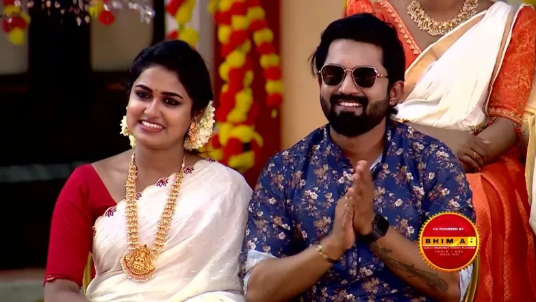 Lakshmi and Anju Aravind Reach as Guests Episode 1