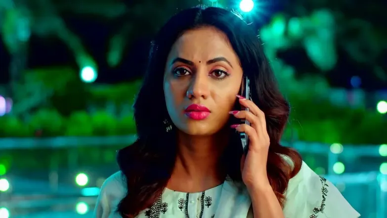 Ragini Finds Jagadhatri's Gun Episode 17