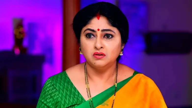 Mahalakshmi Makes Rajyam Lie to Sivakrishna Episode 23