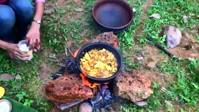 Episode 4 - Pork Ularthiyath Episode 4