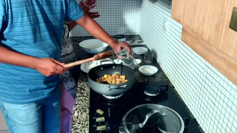 Episode 8 - Pork Pidi Kunnamkulam Style Episode 8