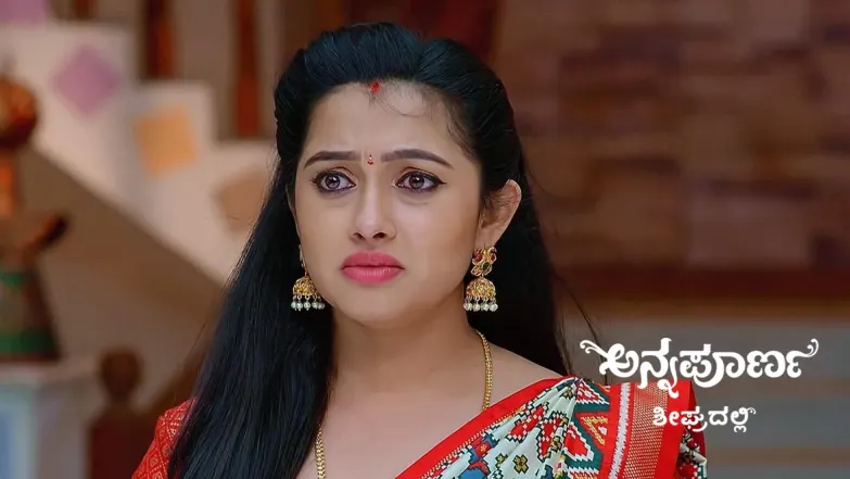 Vedavathi Banishes the Newlyweds from Her House Episode 503