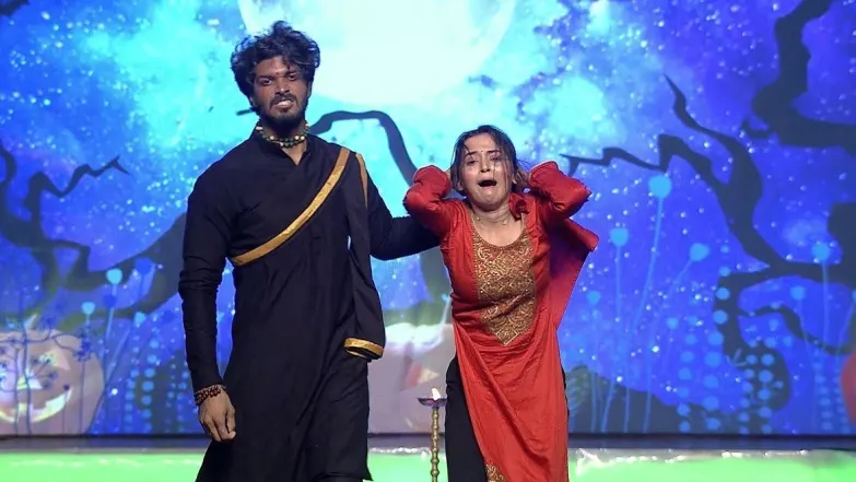 Bhawani and Ambika's Enthralling Duet Act Episode 27