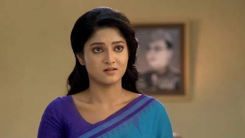 Ashtami Wishes to Question Herself in Court Episode 19