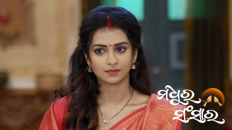 Sulekha's Neighbours Praise Madhu Episode 97
