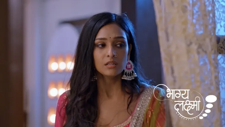 Lakshmi Hides from Rishi and Malishka Episode 932
