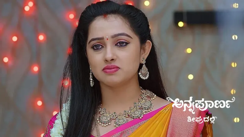 Niharika Tries to Earn Vedavathi's Admiration Episode 550