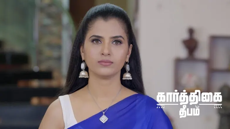 Ramya Bribes the Lab Assistant Episode 497