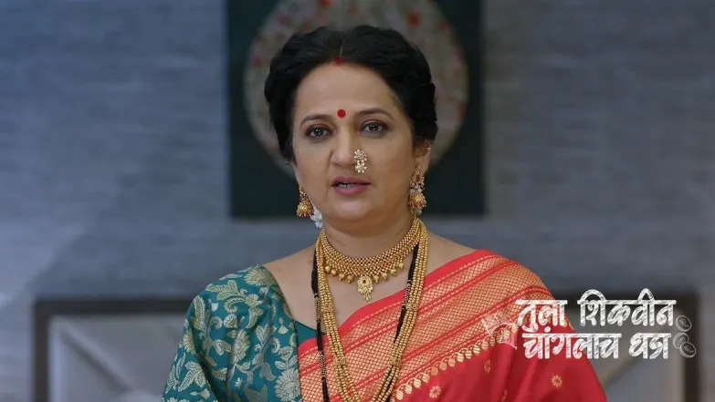 Charuhas's Behaviour Hurts Bhuvaneshwari Episode 428