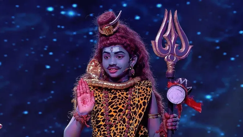 Jayaprada Wards the Evil Eye off Yogita Episode 4