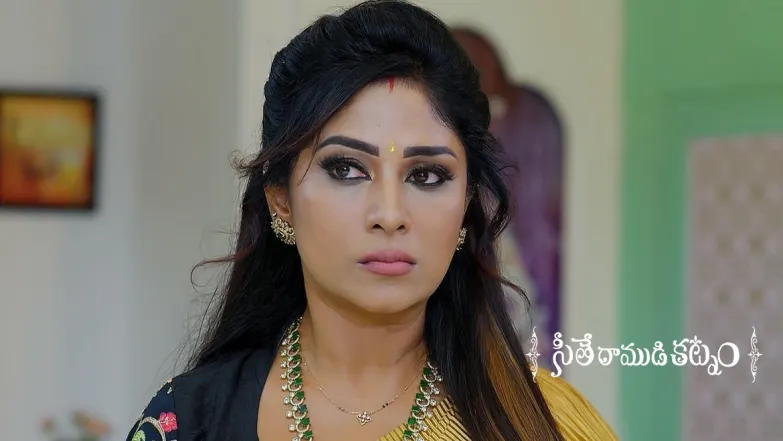 Kiran Gifts a Gold Necklace to Revathi Episode 247