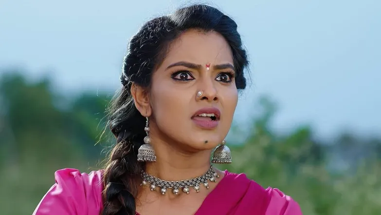 Kaveri Strangles Mayuri Episode 12