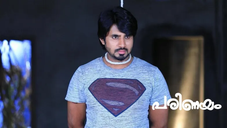 Vedanth Embraces Amulya Episode 317