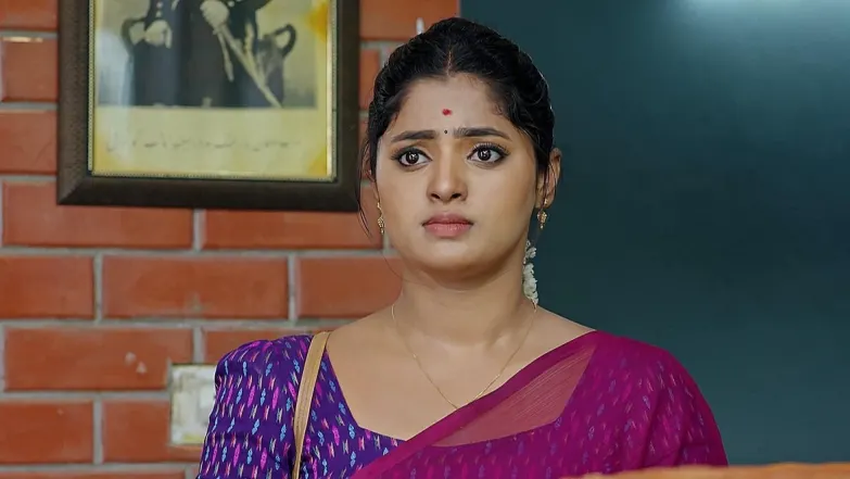 Mythili Finds the Cash in the Office Storeroom Episode 72