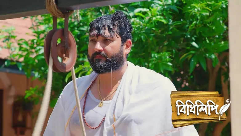 Rajiv Performs Deboki's Last Rites Episode 30