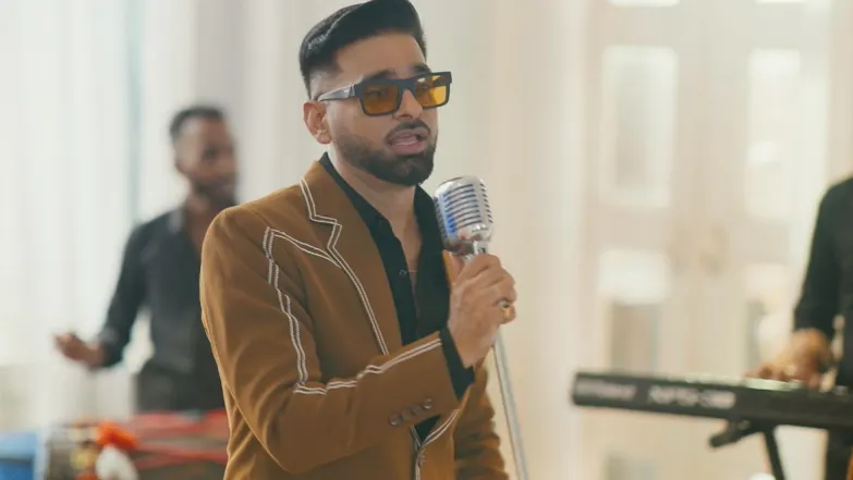 Sahil Presents Guru Randhawa’s ‘Patola’ Episode 2