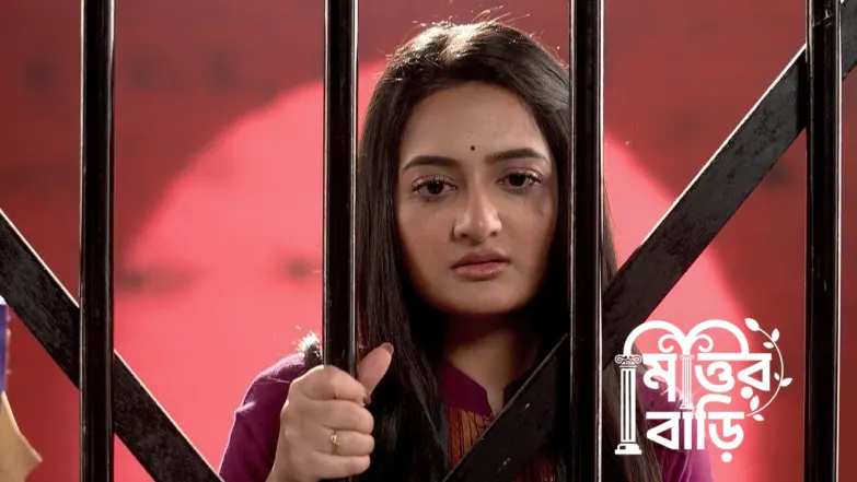 Dhrubo Faces Jonaki at the Mittir House Episode 1