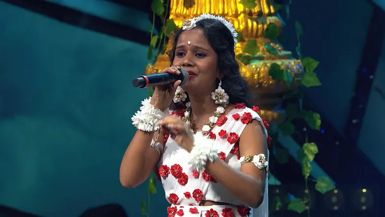 Serial 'Naa Ninna Bidalaare's' Team Graces the Show Episode 15