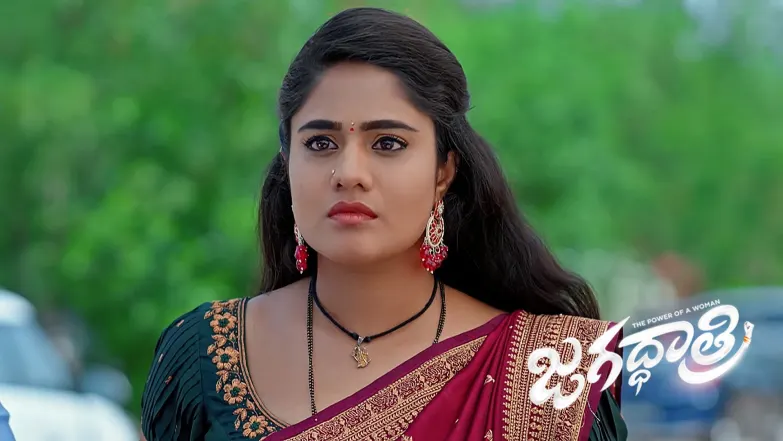 Meghana Takes Kedar and Jagadhatri to Her Party Episode 510