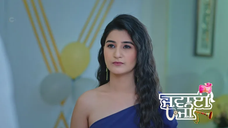 Amreen Showers Anshuman with Praises Episode 151