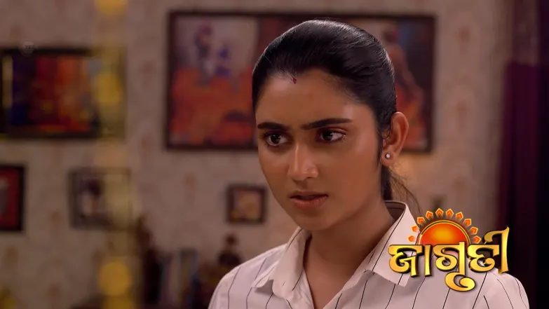 Jagruti Threatens a Waiter Episode 647