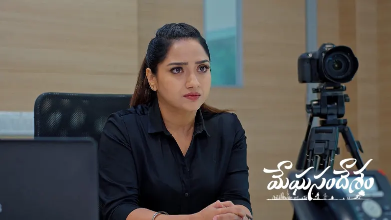 Bhoomi Challenges Nayani Episode 296