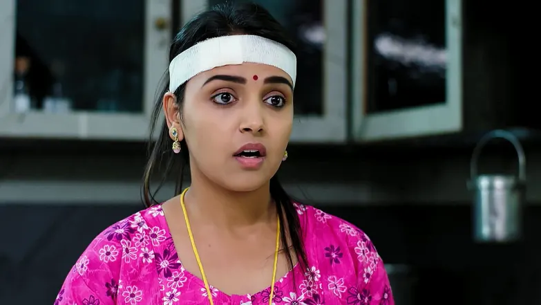 Geetha’s Parents Visit Kanakalakshmi's House Episode 124
