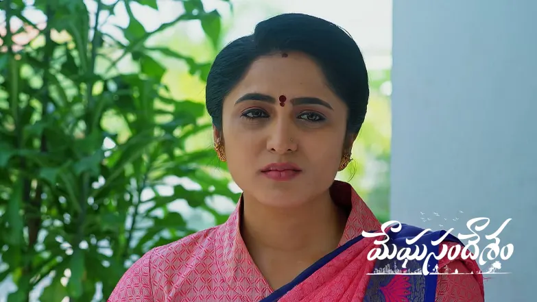 Bhoomi Tends to Gagan's Wounds Episode 300