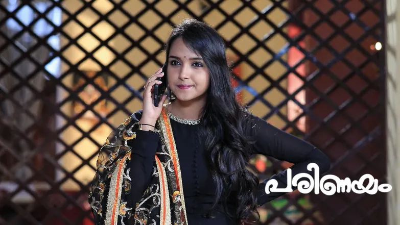 Vedanth Takes Amulya to a Bungalow Episode 554