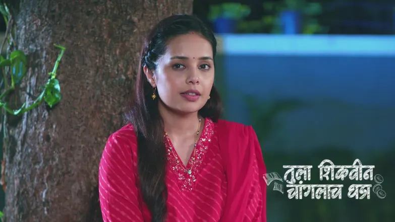 Akshara Goes to Meet Bhuvaneshwari Episode 724