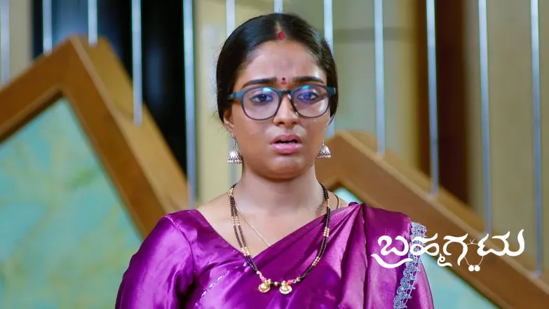Soundharya's Outing Worries Deepa Episode 237