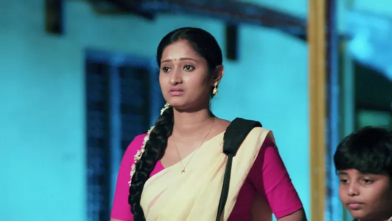 Prabhavathi Takes Durga to the Village Episode 77