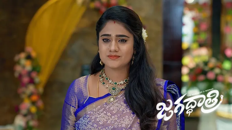 Jagadhatri Protects Her Family from Meenan Episode 536