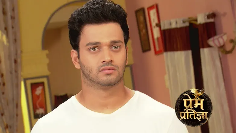 Parnika Gives the Garuda Necklace to Pratigya Episode 61