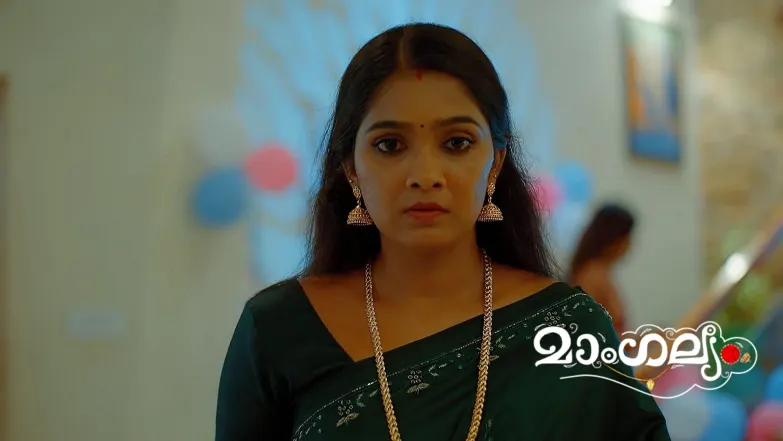 Nandan Rejects Avanthika's Gift Episode 554