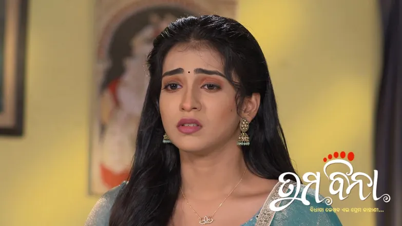Addya Tries to Steal Shubalakshmi's Belongings Episode 308