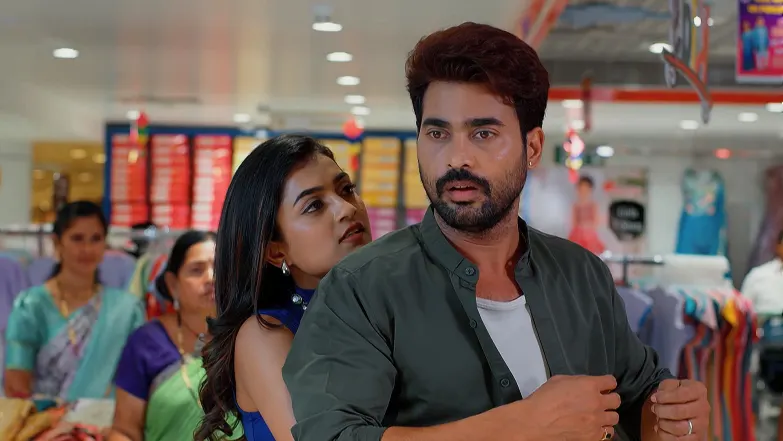 Maggi Accuses Vidya of Stealing Her Necklace Episode 17