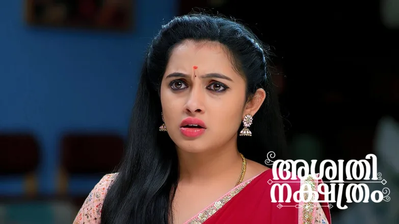 Niharika Accuses Avani of Theft Episode 328